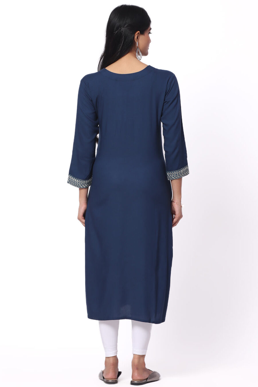 For-Yourself-Navy-Blue-with-Silver-Embroidery-Kurti-Closeup-Cloth-6 Foryourself Navy Blue with Silver Embroidery Kurti