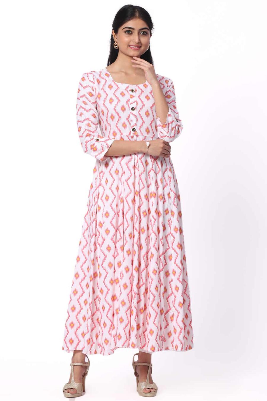 For-Yourself-White-with-printed-design-Kurti-Closeup-Cloth-2 Foryourself White with printed design Kurti