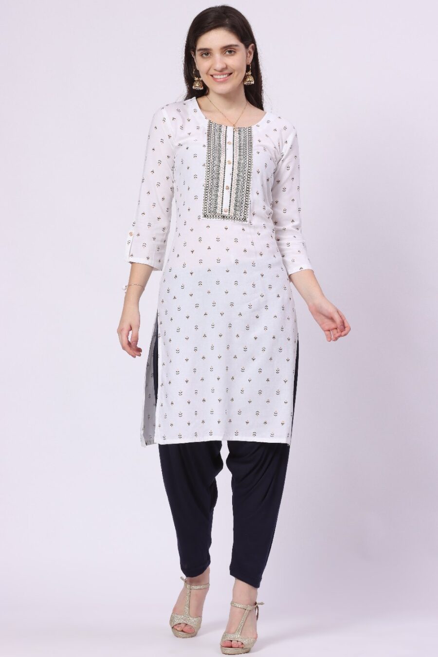 Foryourself Women Navy Blue Plain Patiyala Pant