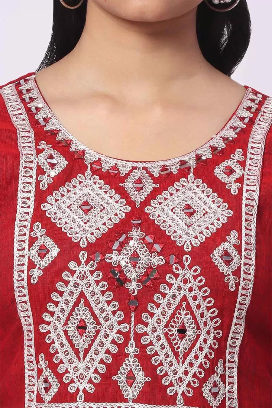 For-Yourself-Red-with-White-Kurti-Closeup-Cloth Foryourself Maroon with White Embroidery Kurti