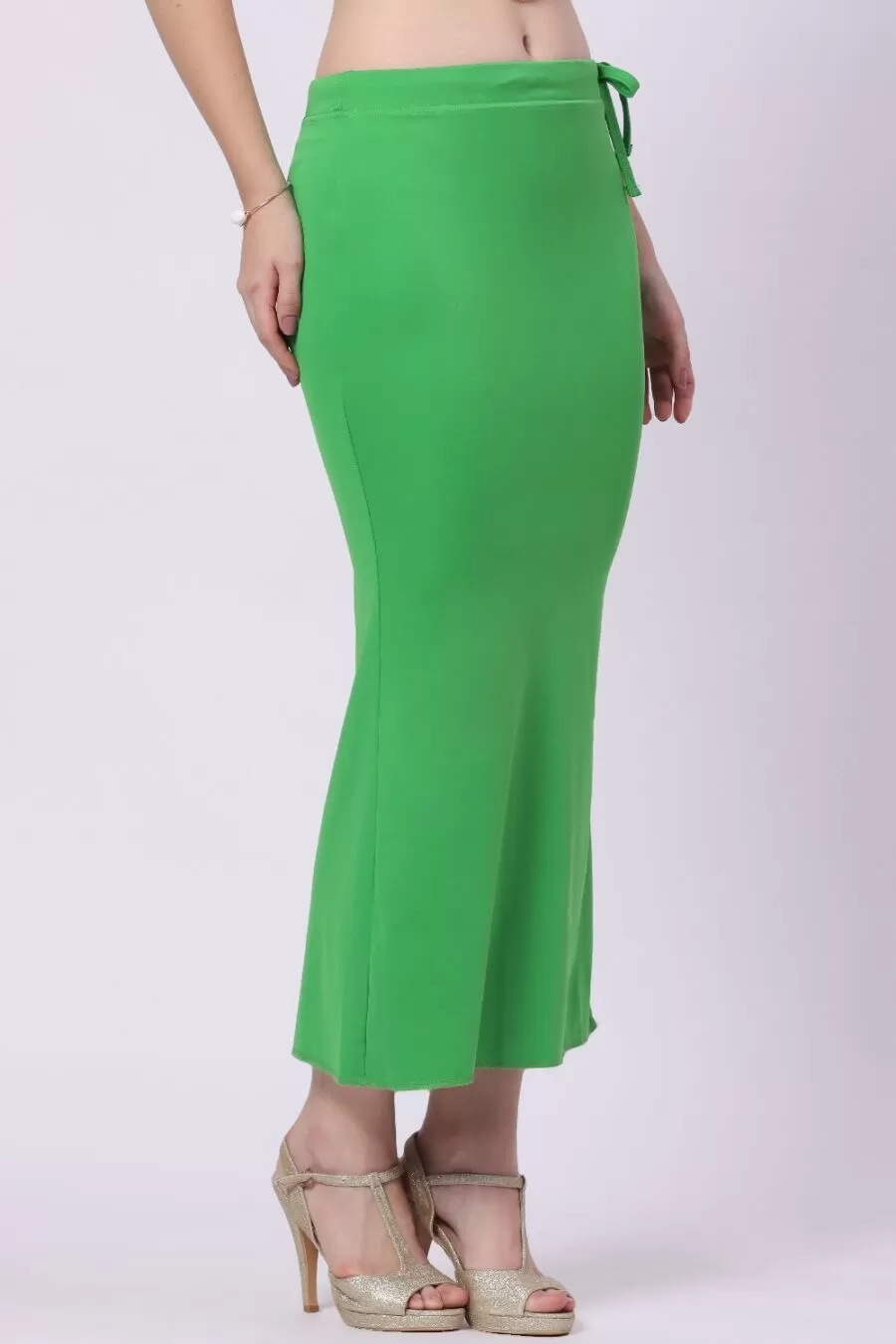 Foryourself Women Parrot Green Plain – Saree Shape Wear
