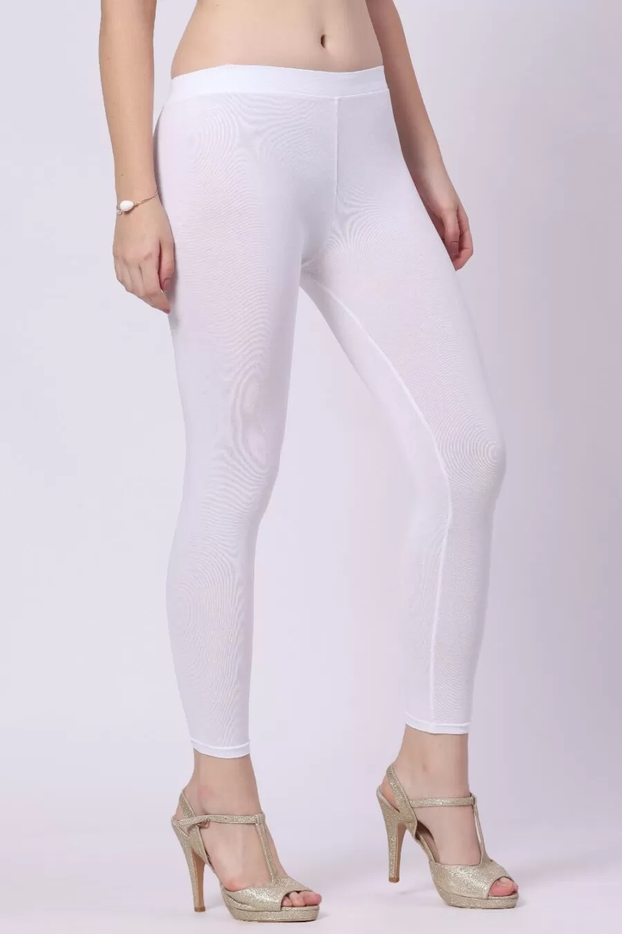 Foryourself Women White Plain Ankle Fit Legging